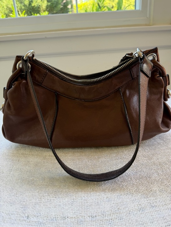 Banana Republic Handbags - Banana Republic Chocolate Brown Leather Shoulder Bag